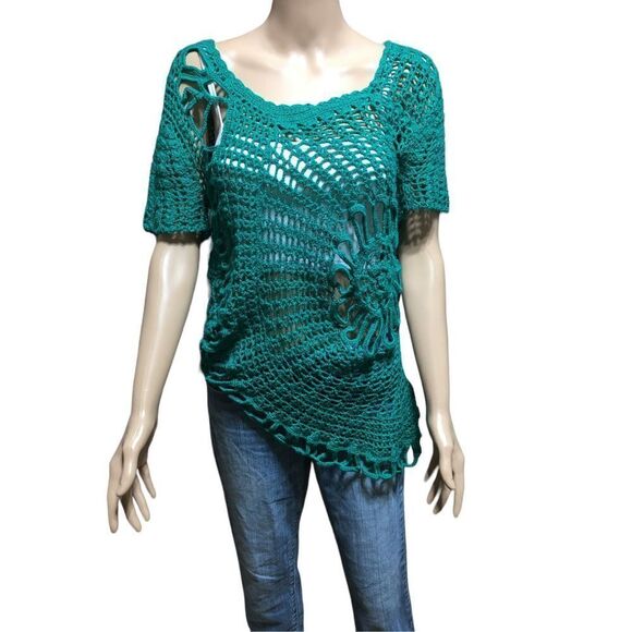 Vintage Women’s Crocheted Short Sleeve Bohemian Mandala Top M/L - Picture 1 of 5
